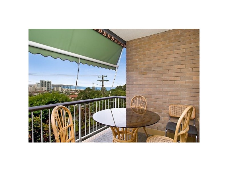 2/23 Tweed Street, Coolangatta QLD 4225