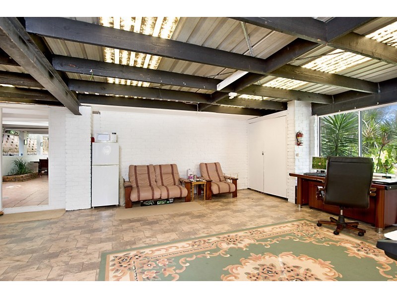 2 Mariners Crescent, Banora Point NSW 2486