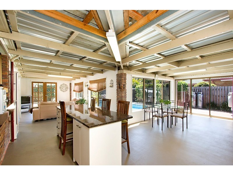 65 Old Ferry, Banora Point NSW 2486