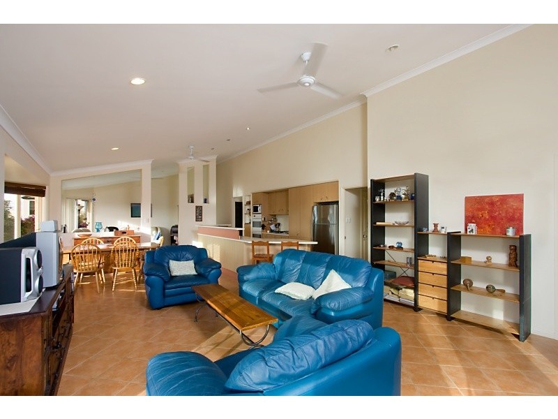 2 Barton Place, Terranora NSW 2486