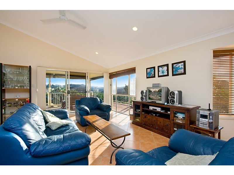2 Barton Place, Terranora NSW 2486