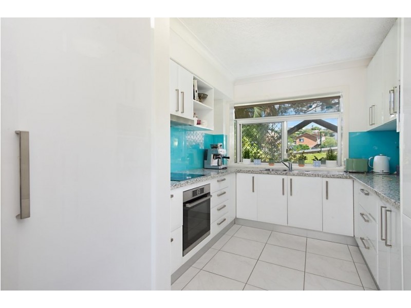 2/54 Dutton Street, Coolangatta QLD 4225