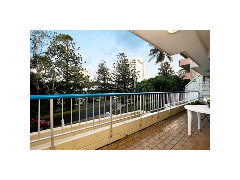 1 22 Boundary Street, Rainbow Bay QLD 4225
