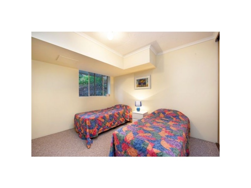 1 22 Boundary Street, Rainbow Bay QLD 4225