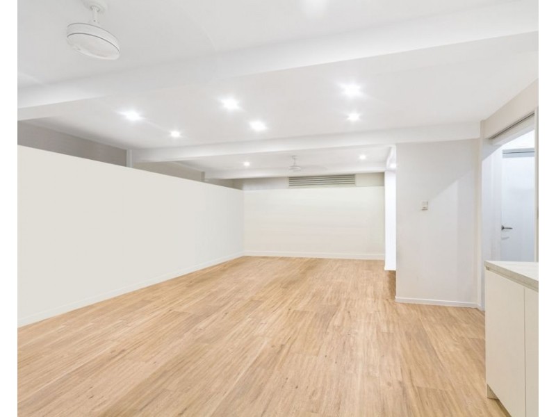 98 Dutton Street, Coolangatta QLD 4225