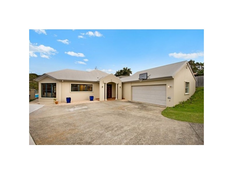 16 Glenbrae Drive, Terranora NSW 2486