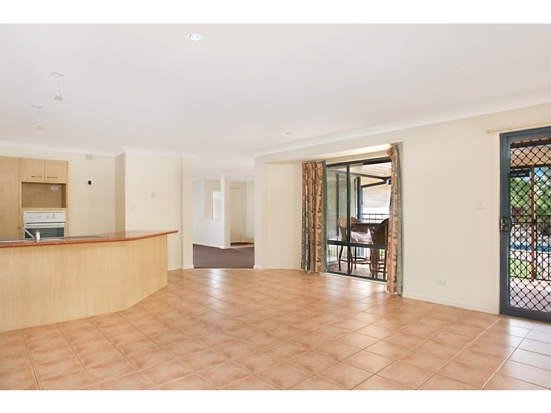 1 Merion Court, Banora Point NSW 2486