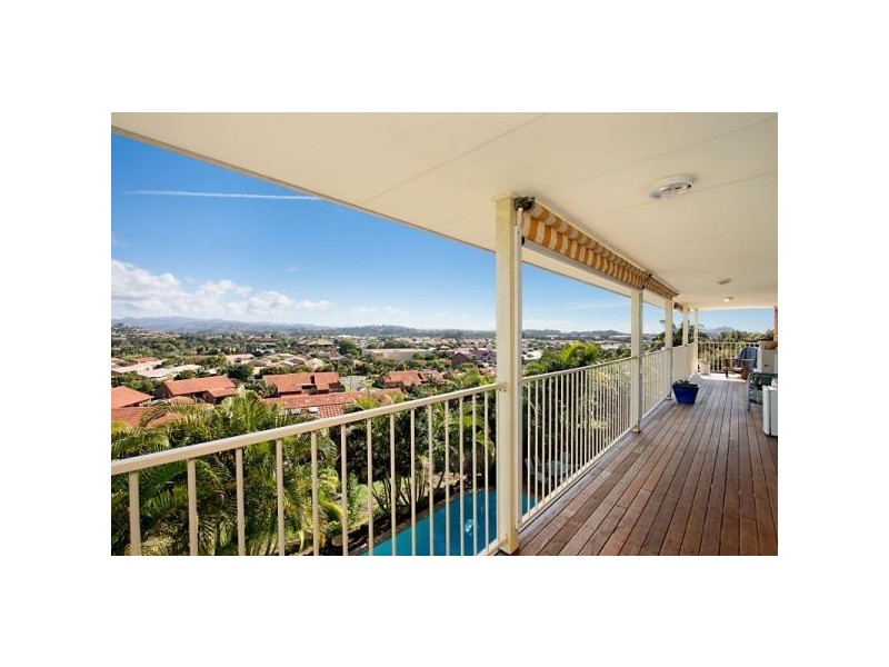 21 St Andrews Way, Banora Point NSW 2486
