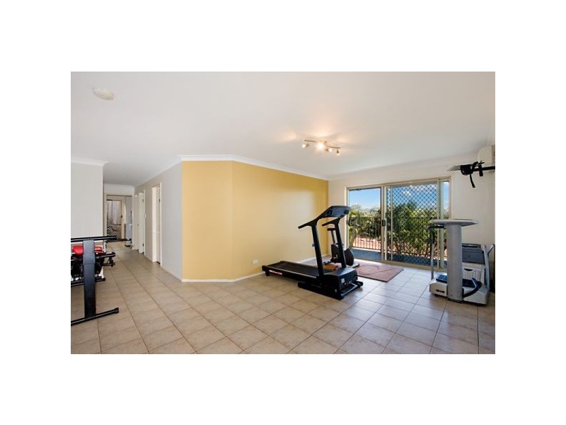 21 St Andrews Way, Banora Point NSW 2486