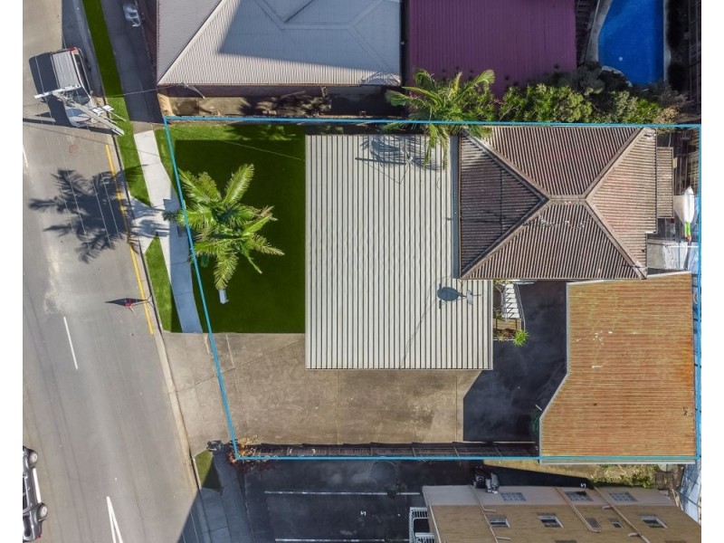 51 Winston Street, Kirra QLD 4225