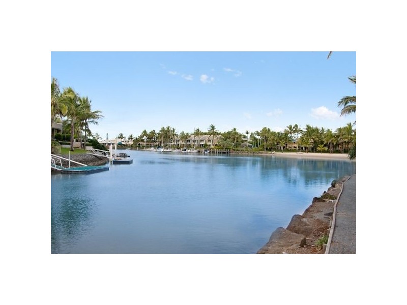 64 Mariners Drive East (Jacaranda Gate), Tweed Heads NSW 2485