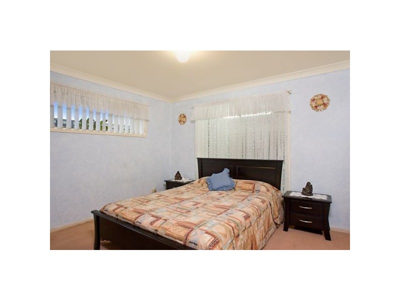 1/12 Avondale Dr, Banora Point NSW 2486