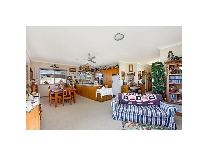 3  Satinash, Banora Point NSW 2486