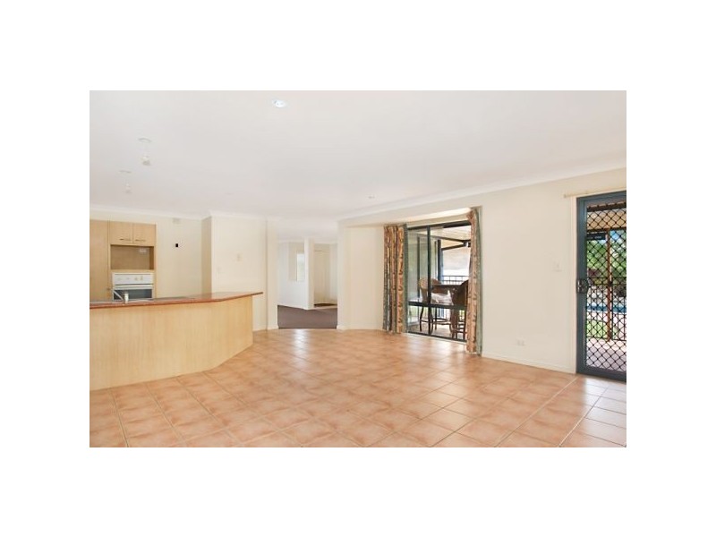 1 Merion Court, Banora Point NSW 2486