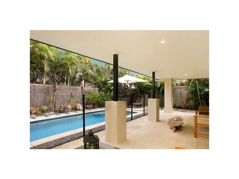 33 Traminer Court, Banora Point NSW 2486