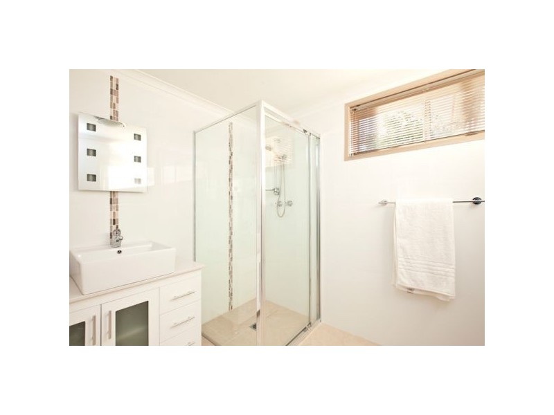 13 Summit Drive, Banora Point NSW 2486