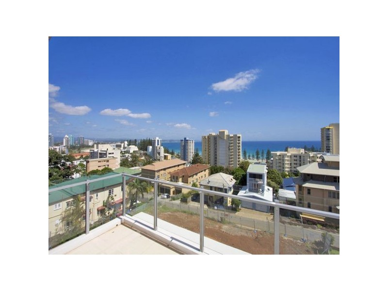 3/2 Hill Street, Rainbow Bay QLD 4225