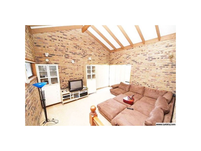 5 Burrawong, Banora Point NSW 2486