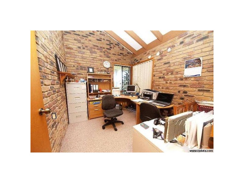 5 Burrawong, Banora Point NSW 2486