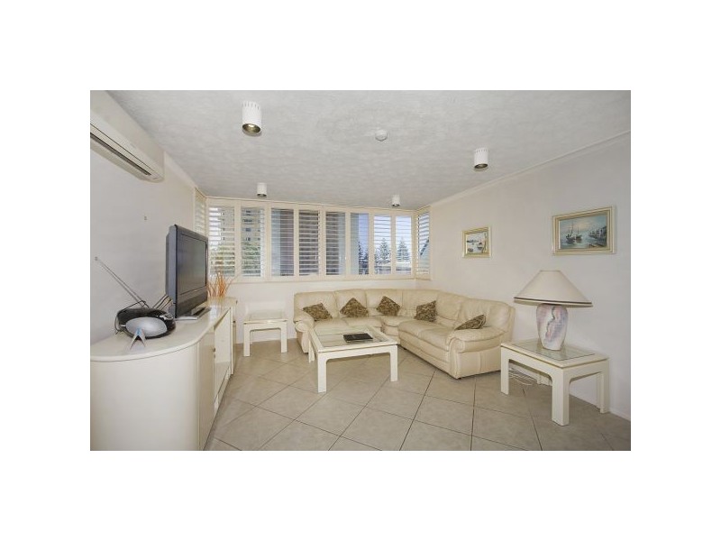 32/243 Boundary Street, Rainbow Bay QLD 4225