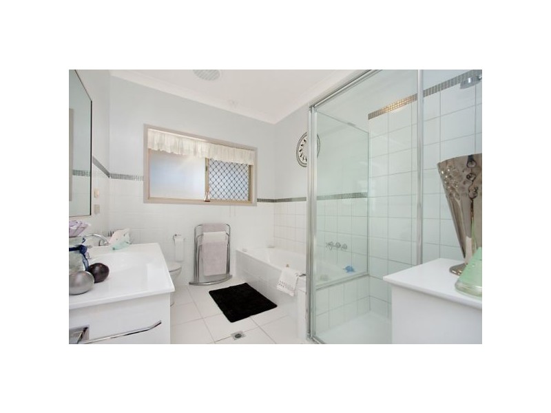 6 Eaglemont Drive, Terranora NSW 2486