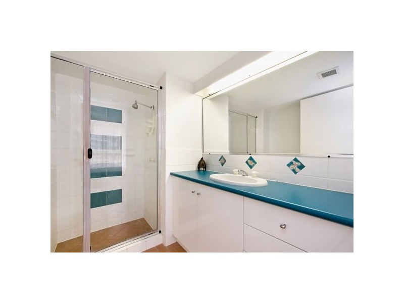 9/5 Eden Street, Rainbow Bay QLD 4225