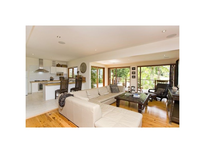 28 Stapylton St, Coolangatta QLD 4225