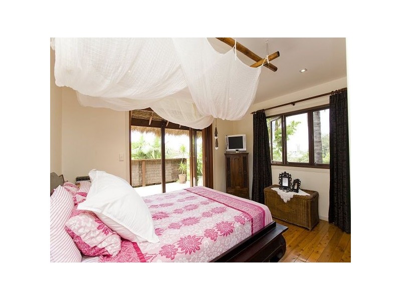 28 Stapylton St, Coolangatta QLD 4225