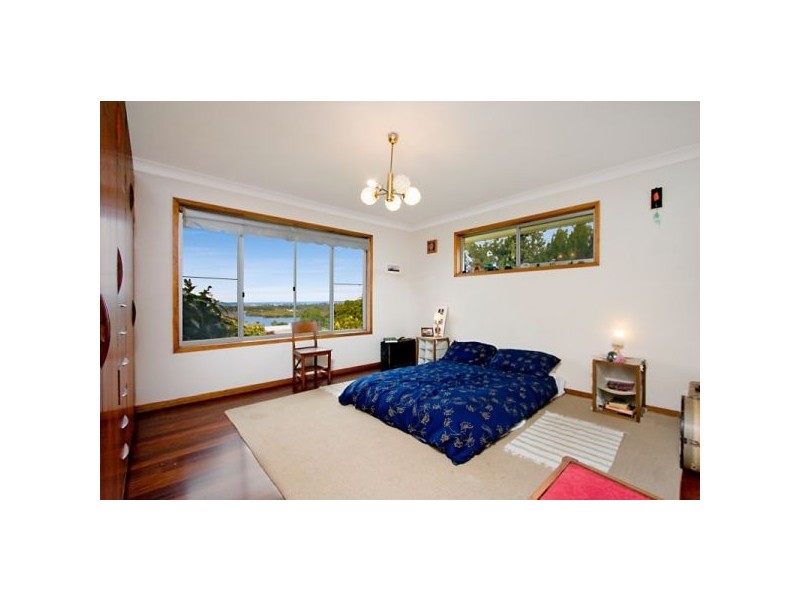 19 Old Ferry Road, Banora Point NSW 2486
