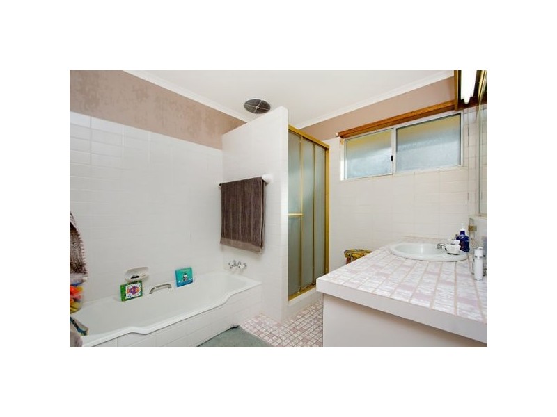 19 Old Ferry Road, Banora Point NSW 2486