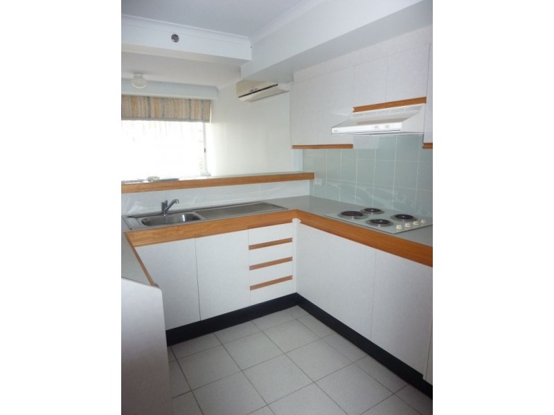 13/66 Marine Parade,, Coolangatta QLD 4225