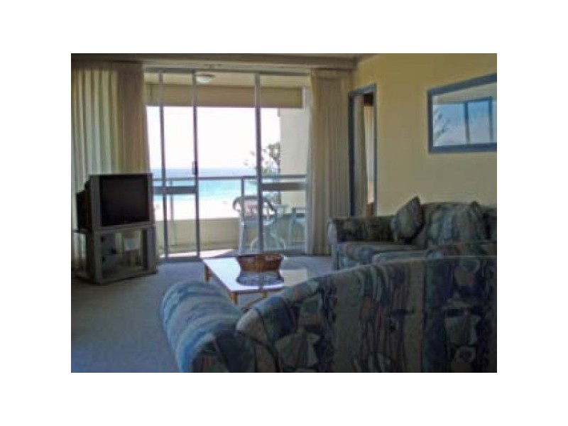 18/130 Marine Parade, Coolangatta QLD 4225