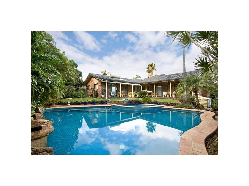 12 Coolabah Ct, Banora Point NSW 2486