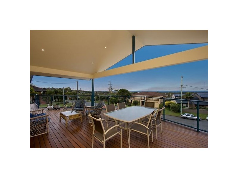 1 Somerset Drive, Banora Point NSW 2486