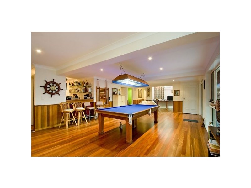 1 Somerset Drive, Banora Point NSW 2486