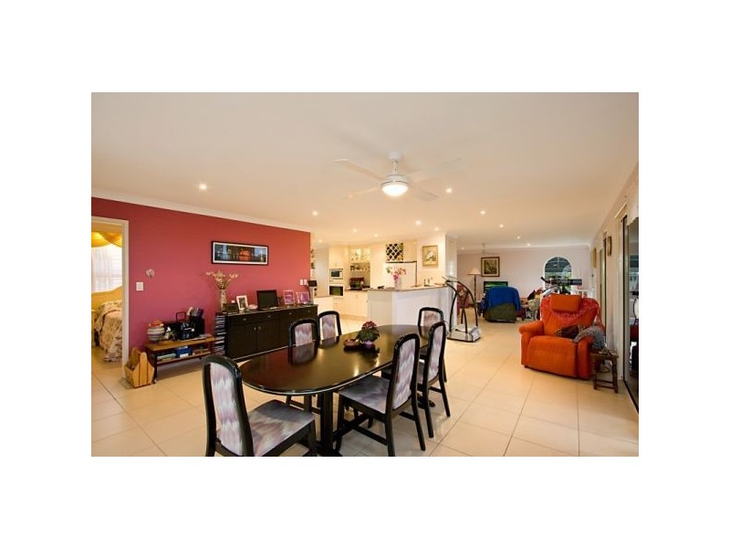 1 Somerset Drive, Banora Point NSW 2486