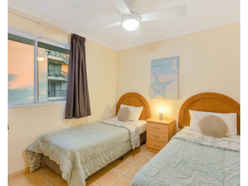 35/243 Boundary Street, Coolangatta QLD 4225