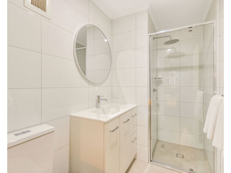 35/243 Boundary Street, Coolangatta QLD 4225