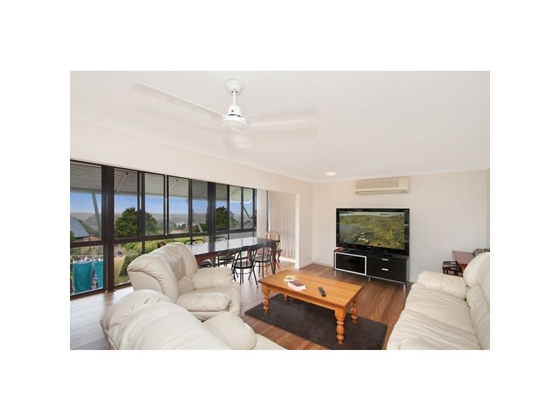 34 Pacific Drive, Banora Point NSW 2486