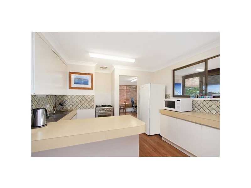 34 Pacific Drive, Banora Point NSW 2486
