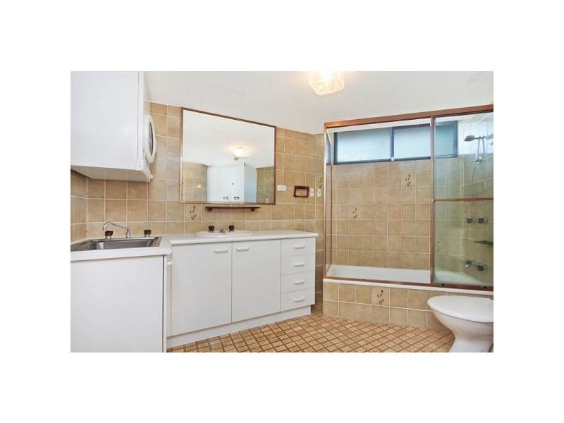 11/134 Pacific Parade, Bilinga QLD 4225