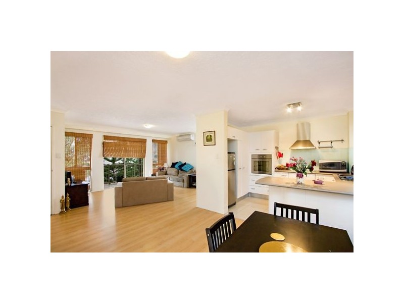 6/15-17 South Street, Kirra QLD 4225