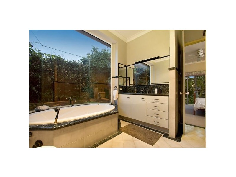 1 Highland Drive, Terranora NSW 2486