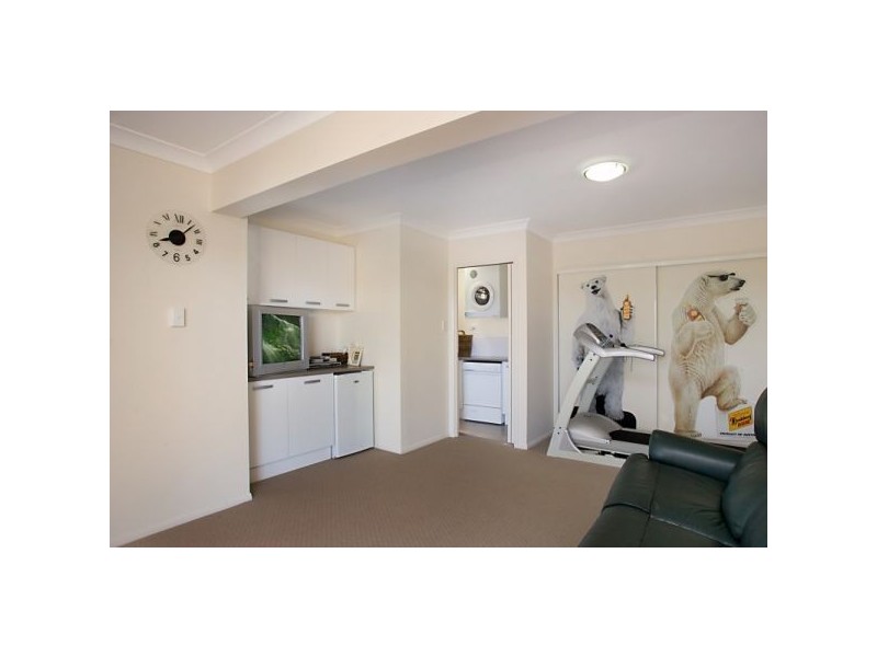 33 St Andrews Way, Banora Point NSW 2486