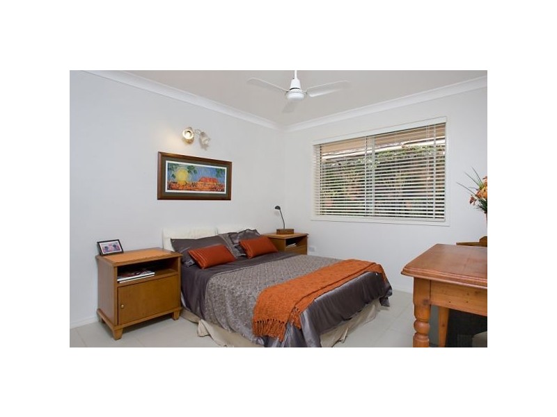 33 St Andrews Way, Banora Point NSW 2486