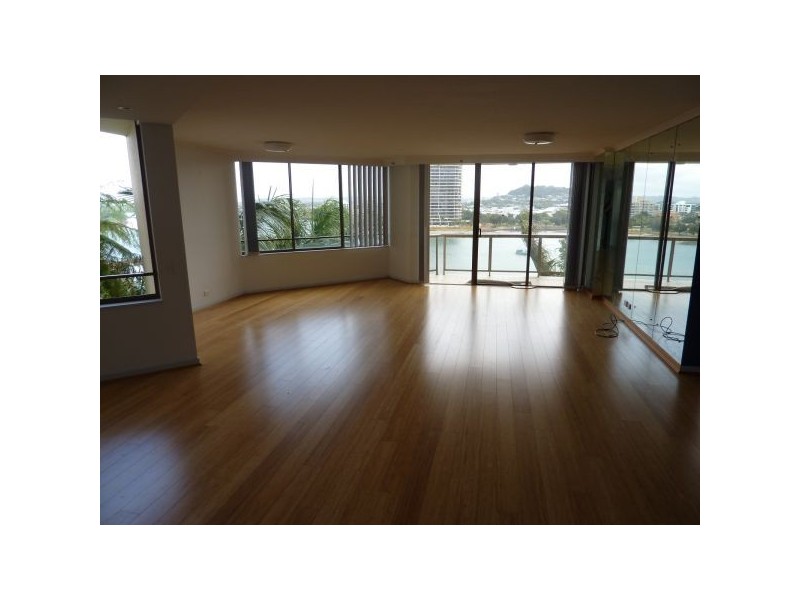 1F/3-9 Eden Street,, Rainbow Bay QLD 4225