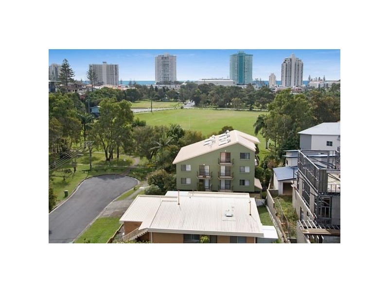 3/3 Reed St, Coolangatta QLD 4225