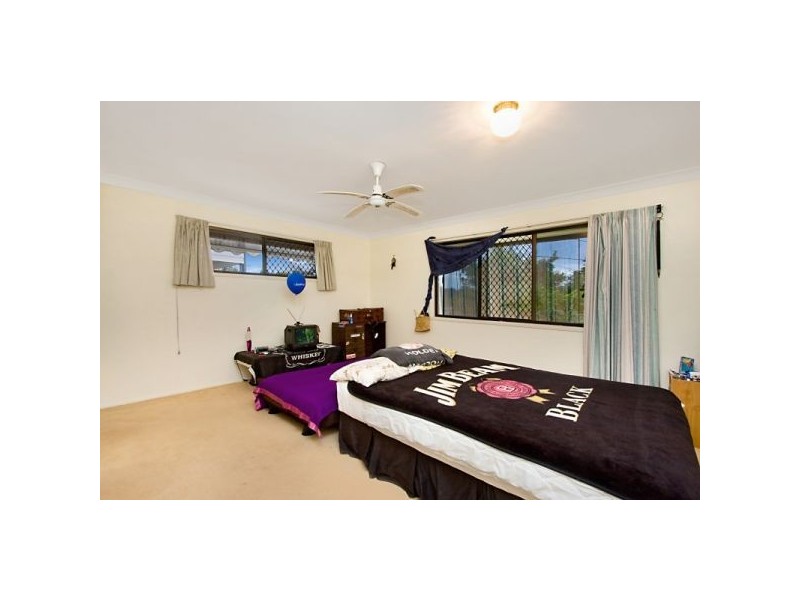 39 Peninsula Dr, Bilambil Heights NSW 2486
