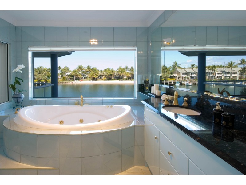 4  ‘The Isle’, Mariners Drive, Tweed Heads NSW 2485