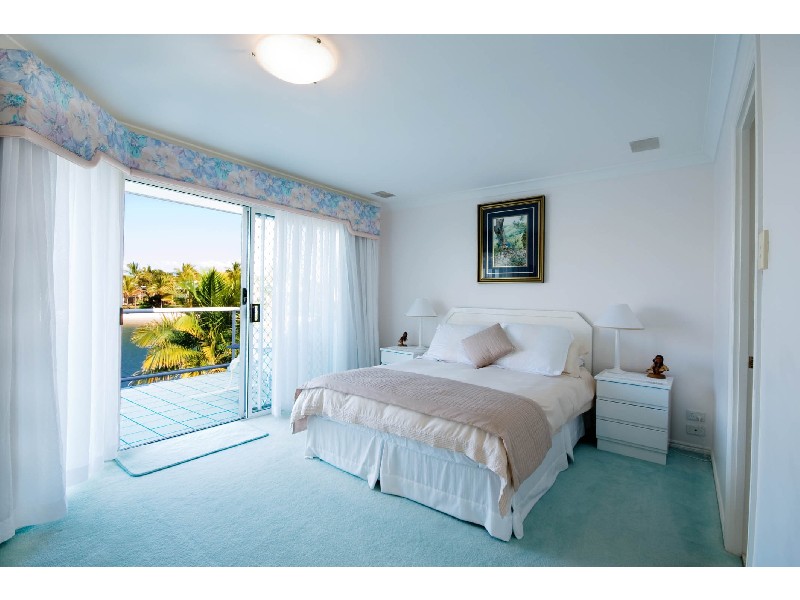 4  ‘The Isle’, Mariners Drive, Tweed Heads NSW 2485